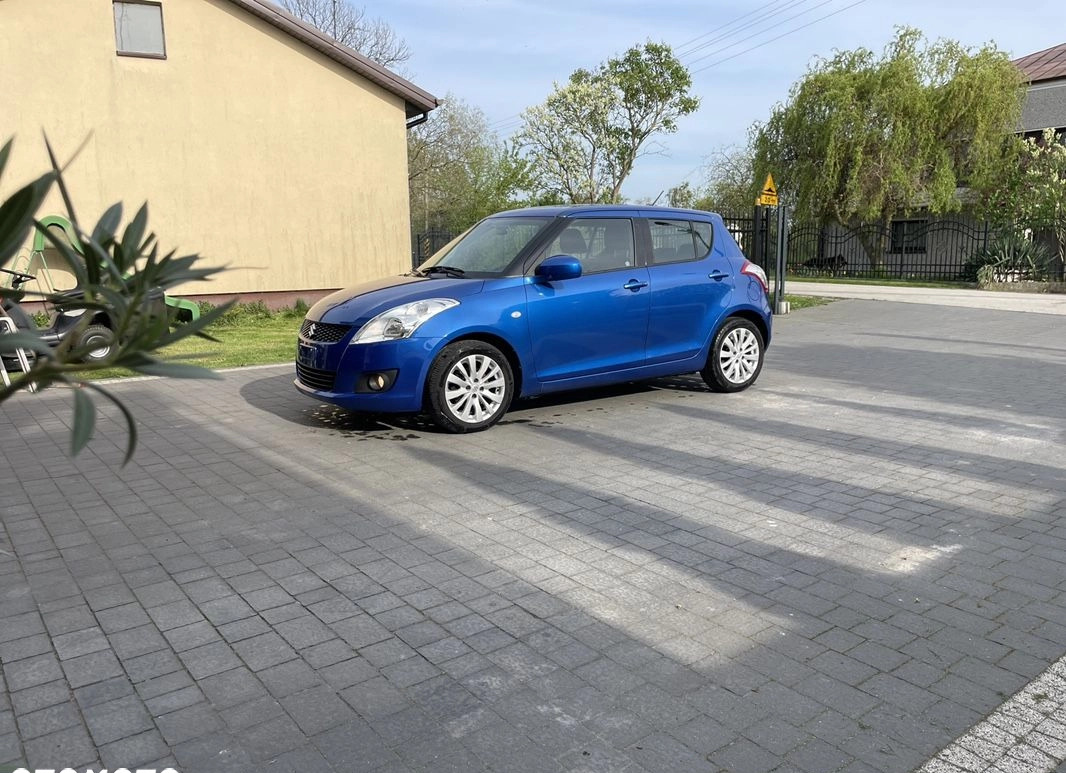 Suzuki Swift cena 21900 przebieg: 168075, rok produkcji 2011 z Sochaczew małe 781